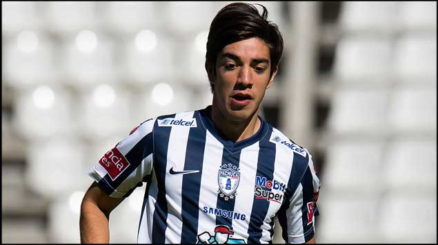 Rodolfo Pizarro pasa de Pachuca a Chivas